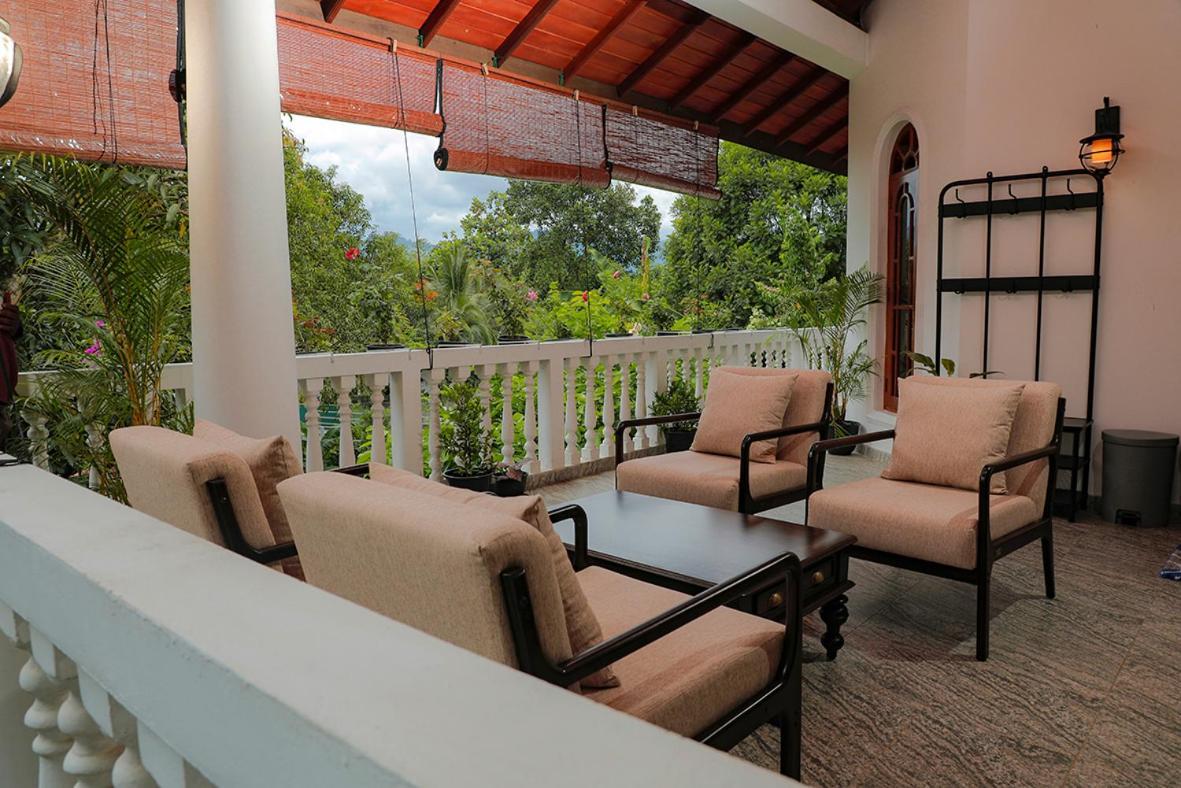 Liyara * Gampola