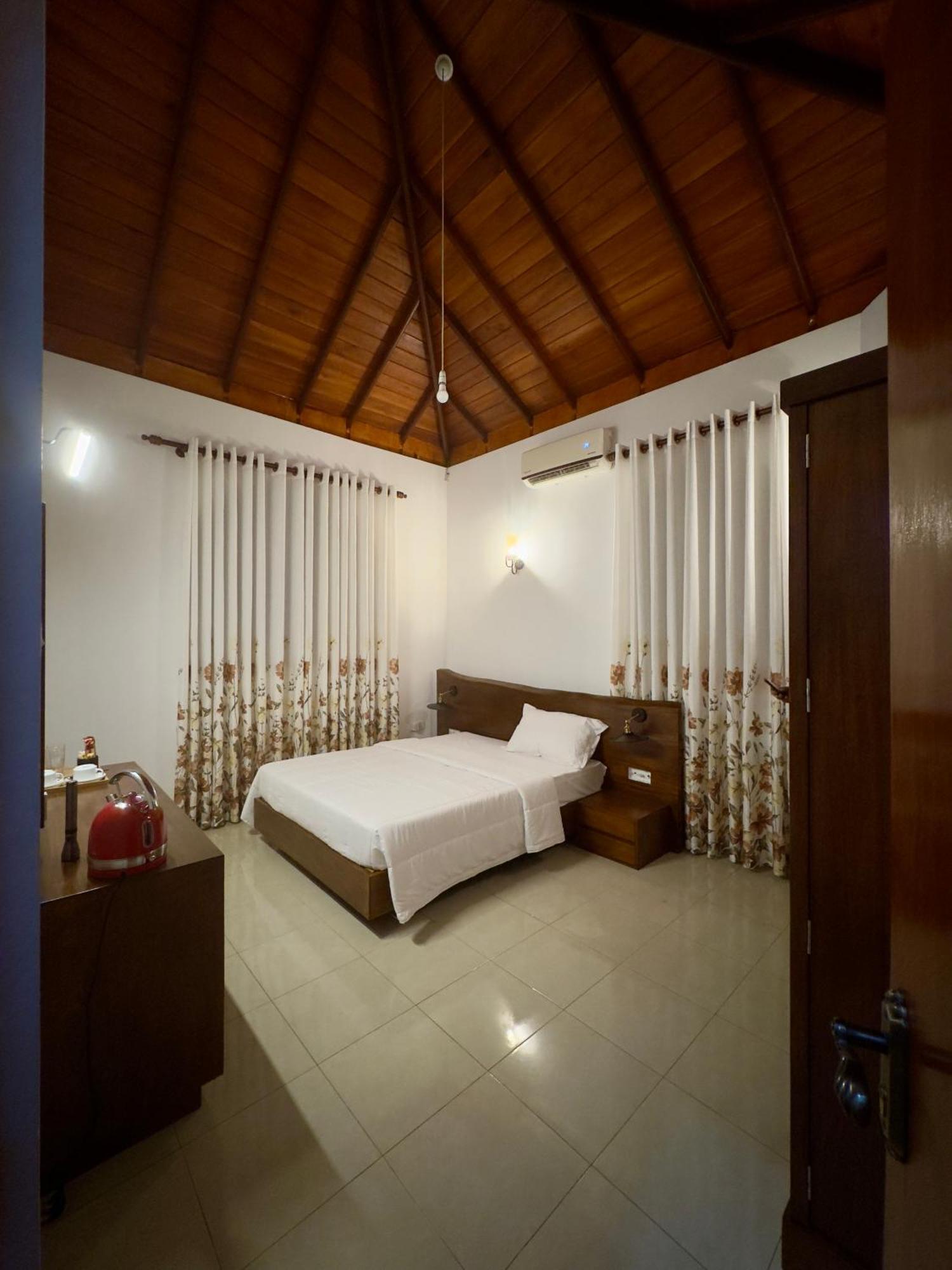 Liyara Villa *